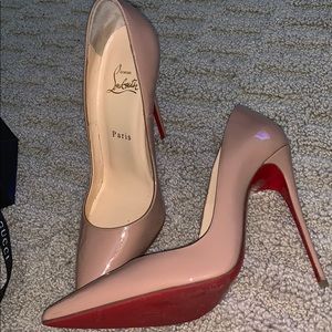 Christian Louboutin “ Nude So Kate” pump
